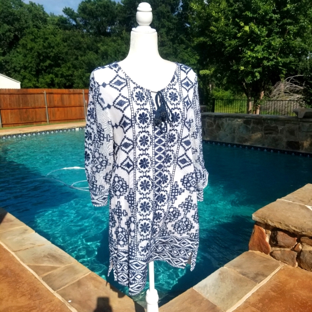 Tolani Shift Dress